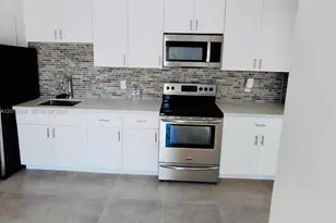308 NW 2nd Ave, Deerfield Beach, FL 33441 - Photo 3