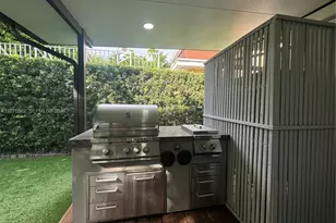 4726 Alton Rd, Miami Beach, FL 33140 - Photo 17