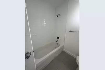 1043 NW 5th St #5, Miami, FL 33128 - Photo 13