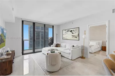1010 Brickell Ave #3903, Miami, FL 33131 - Photo 3