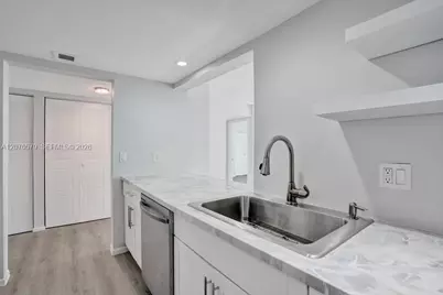 1101 River Reach Dr #511, Fort Lauderdale, FL 33315 - Photo 9