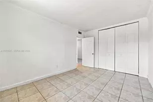 1245 W 24th St, Hialeah, FL 33010 - Photo 11