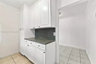 1245 W 24th St, Hialeah, FL 33010 - Photo 9