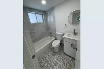 1811 NW 19th Ter #5, Miami, FL 33125 - Photo 7
