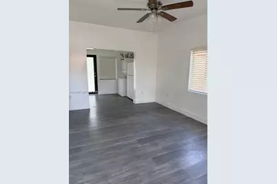 550 NW 131st St #0, North Miami, FL 33168 - Photo 3