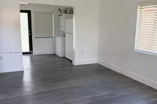 550 NW 131st St, North Miami, FL 33168 - Photo 3
