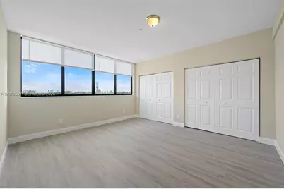 1020 NW 2 Ave #302, Hallandale Beach, FL 33009 - Photo 11