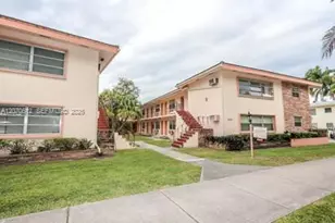 1250 S Alhambra Cir, Coral Gables, FL 33146 - Photo 3
