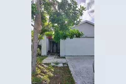 213 Woodbridge Dr, Jupiter, FL 33458 - Photo 1