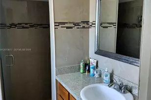 213 Woodbridge Dr, Jupiter, FL 33458 - Photo 3