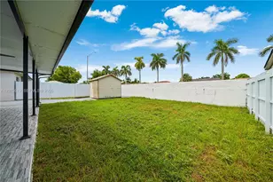 2902 SW 136th Ct, Miami, FL 33175 - Photo 23