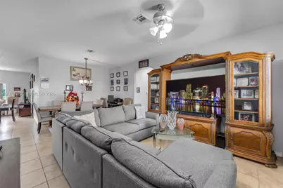 18984 SW 319th St, Homestead, FL 33030 - Photo 3