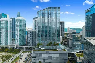 68 SE 6th St, Miami, FL 33131 - Photo 19