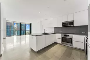 68 SE 6th St, Miami, FL 33131 - Photo 1
