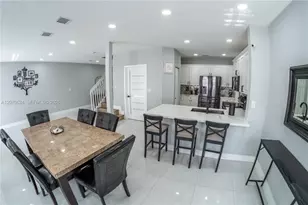 7333 NW 113th Ct, Doral, FL 33178 - Photo 7
