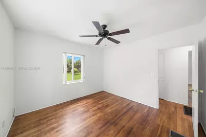 5730 SW 42nd Ter, South Miami, FL 33155 - Photo 7