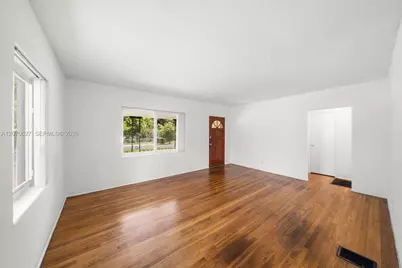 5730 SW 42nd Ter, South Miami, FL 33155 - Photo 3