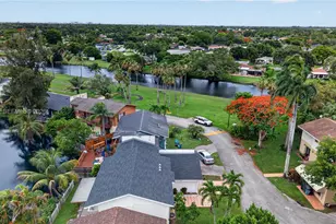 8210 SW 96th Ct, Miami, FL 33173 - Photo 67