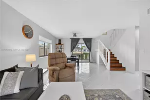 8210 SW 96th Ct, Miami, FL 33173 - Photo 17