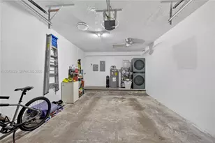 8210 SW 96th Ct, Miami, FL 33173 - Photo 59