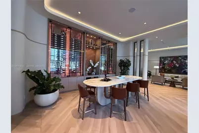 77 SE 5th St #2302, Miami, FL 33131 - Photo 23