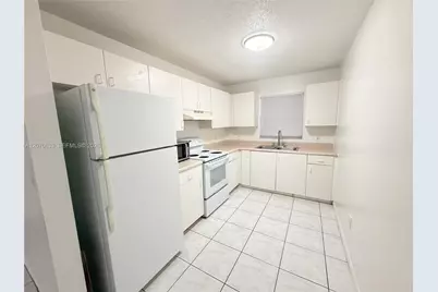 2224 Pierce St #26, Hollywood, FL 33020 - Photo 5