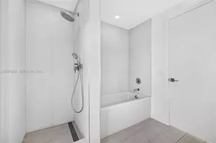 2000 Metropica Wy, Sunrise, FL 33323 - Photo 7
