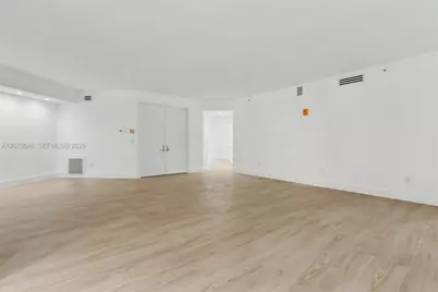 731 Crandon Blvd #208, Key Biscayne, FL 33149 - Photo 9