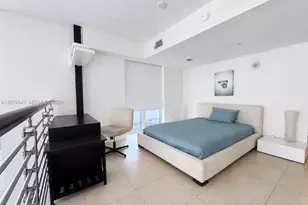 41 SE 5th St, Miami, FL 33131 - Photo 9