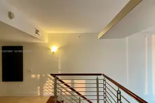 41 SE 5th St, Miami, FL 33131 - Photo 11