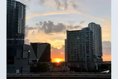 41 SE 5th St #516, Miami, FL 33131 - Photo 17