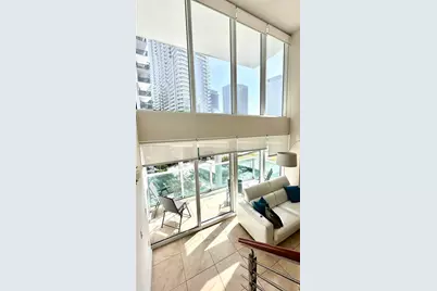 41 SE 5th St #516, Miami, FL 33131 - Photo 25