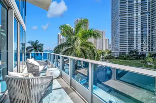 200 Biscayne Blvd Way, Miami, FL 33131 - Photo 13