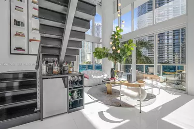 200 Biscayne Boulevard Way #309, Miami, FL 33131 - Photo 15