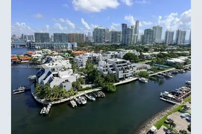 400 Kings Point Dr #PH1612, Sunny Isles Beach, FL 33160 - Photo 3