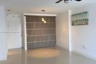 400 Kings Point Dr, Sunny Isles Beach, FL 33160 - Photo 11