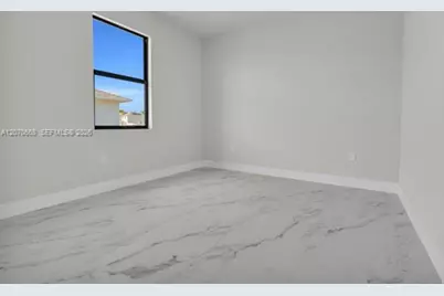 1413 NE 4th Pl, Cape Coral, FL 33909 - Photo 27