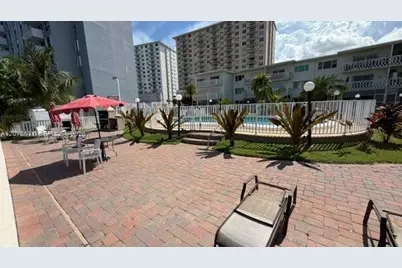 450 Golden Isles Dr #2F, Hallandale Beach, FL 33009 - Photo 27