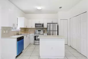 1700 SE 31st Ct, Homestead, FL 33035 - Photo 9