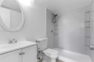 8004 SW 149th Ave, Miami, FL 33193 - Photo 13