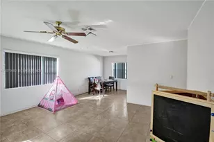 5706-5708 Lincoln St, Hollywood, FL 33021 - Photo 1