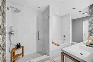 2000 Metropica Wy, Sunrise, FL 33323 - Photo 19