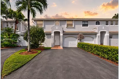 4848 Grapevine Way #4848, Davie, FL 33331 - Photo 3