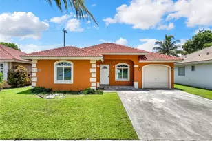 1714 NW 204th St, Miami Gardens, FL 33056 - Photo 1