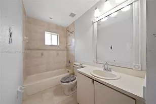 1714 NW 204th St, Miami Gardens, FL 33056 - Photo 17
