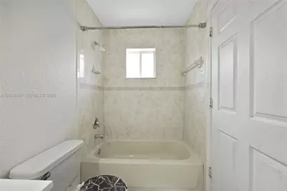 1714 NW 204th St, Miami Gardens, FL 33056 - Photo 13