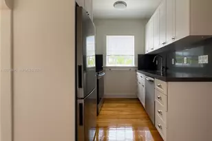 4342 Sheridan Ave, Miami Beach, FL 33140 - Photo 5