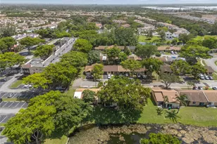 9291 E Elm Ln, Miramar, FL 33025 - Photo 25