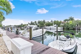 90 Edgewater Dr, Coral Gables, FL 33133 - Photo 17