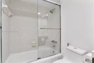 90 Edgewater Dr, Coral Gables, FL 33133 - Photo 11